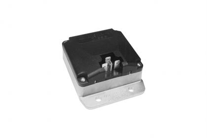 Регулятор Номінальна напруга [В] 28